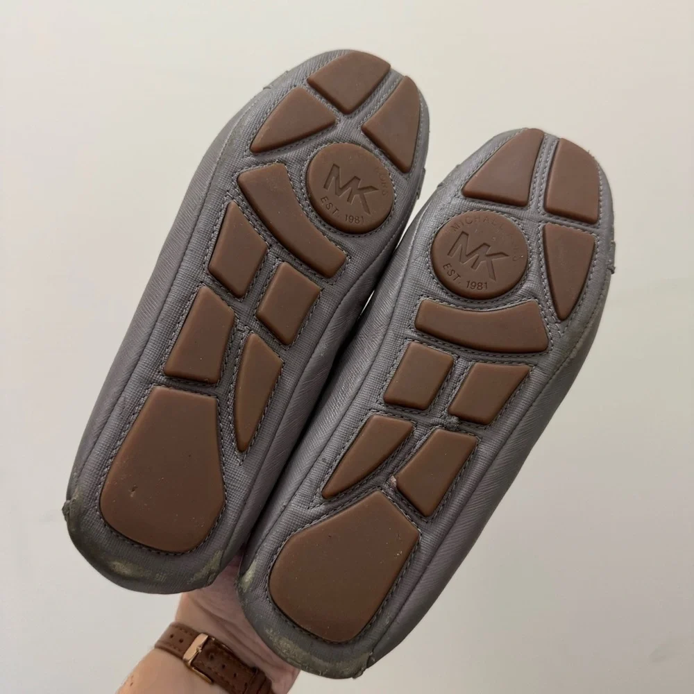Michael Kors Gray Fulton Leather Driving Flats 7 - Picture 5 of 6